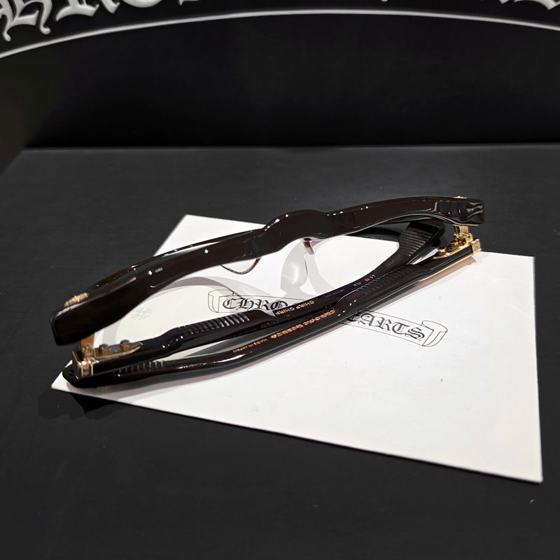 CHROME HEARTS