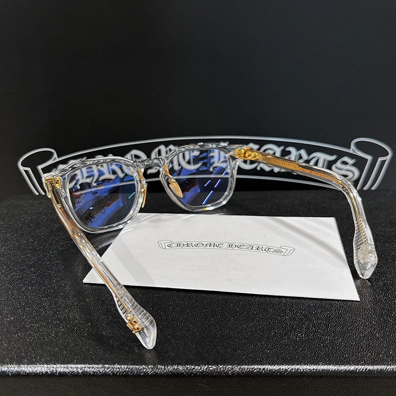 CHROME HEARTS