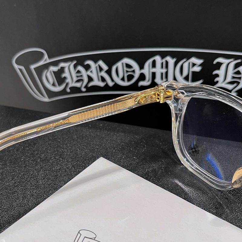 CHROME HEARTS
