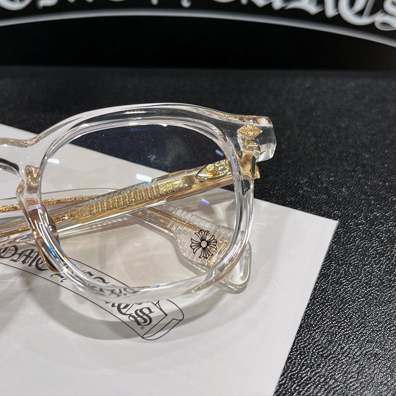CHROME HEARTS