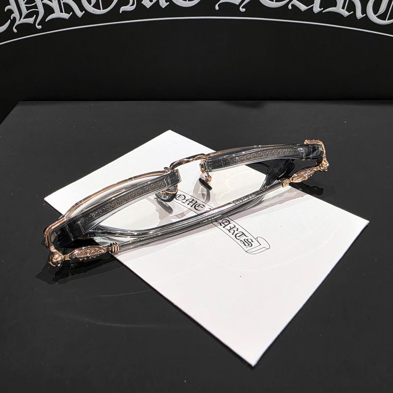 CHROME HEARTS