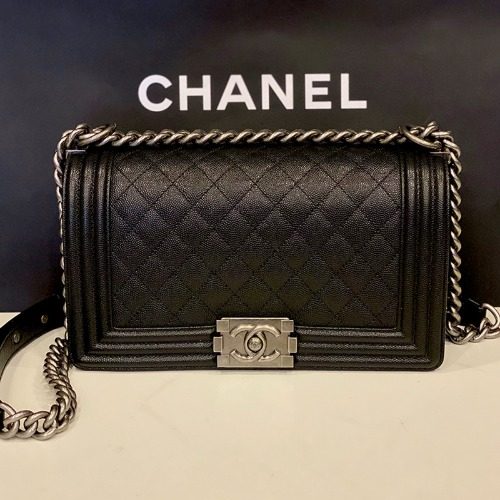 CHANEL 보이백 그레인드 Calfskin 은장 Black