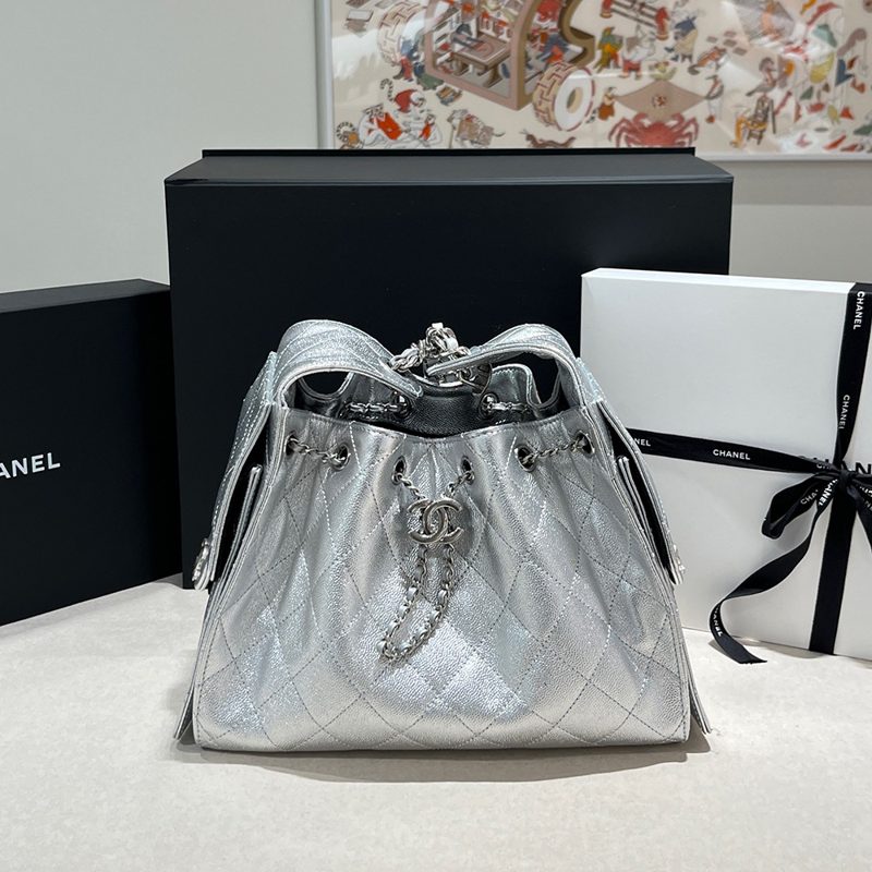 CHANEL 25Bag ์ค์ด๋ Metallic Calfskin Silver Chain ํธ๋ณด๋ฐฑ Small