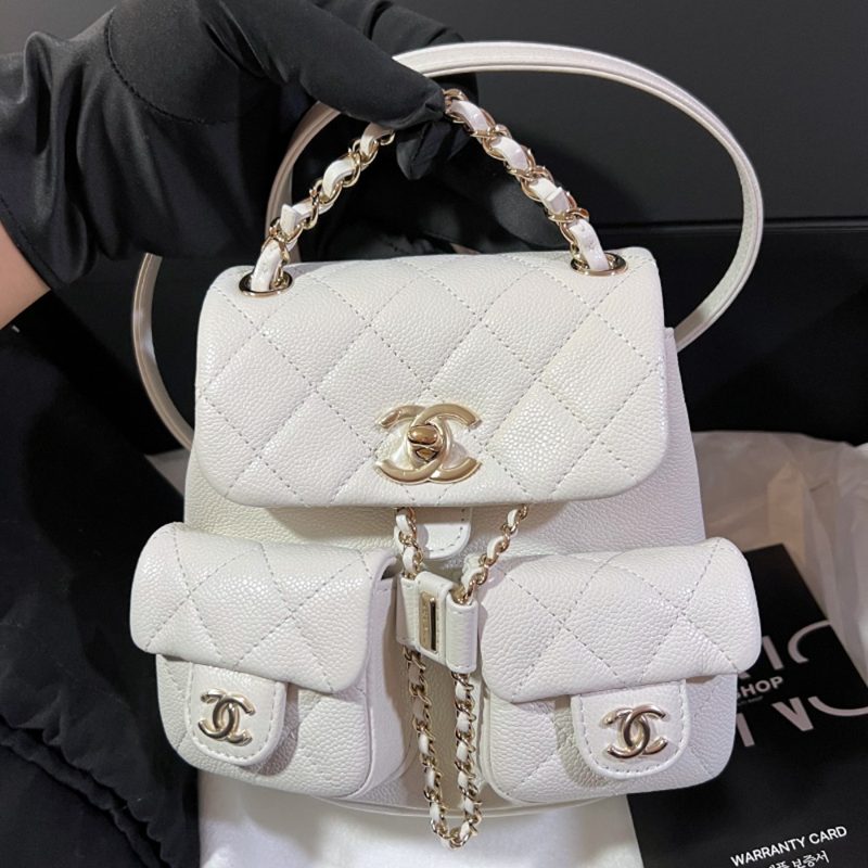 CHANEL Backpack / ๋๋ง ํฌํฌ์ผ White Calfskin Gold-Tone CC Small