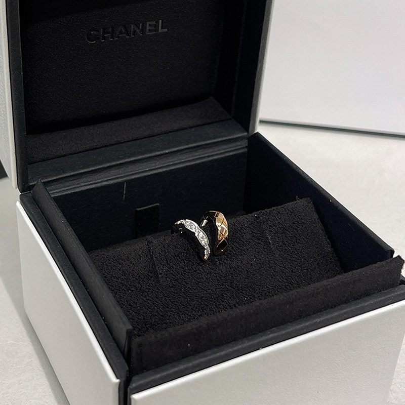 26SS / CHANEL μ½μ½ ν¬λ¬μ¬ 18K Gold&Diamond μ±κΈ Earrings Clip μ΄μ΄μ»€ν