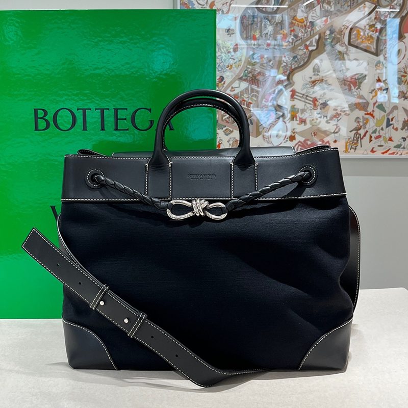 보테가 베네타 Tote Bag / Andiamo Voyager Leather Trimmed Canvas Tote Bag LargeSize