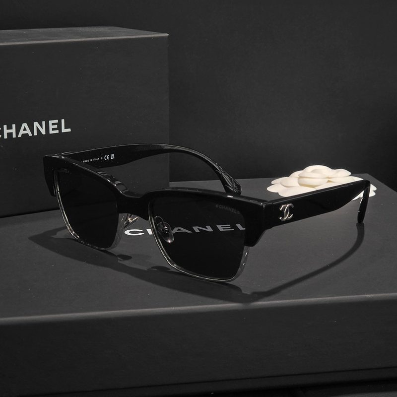 CHANEL ์ ๊ธ๋ผ์ค / ์บฃ์์ด Metal ํํ๋ฆผ ์ ๊ธ๋ผ์ค
