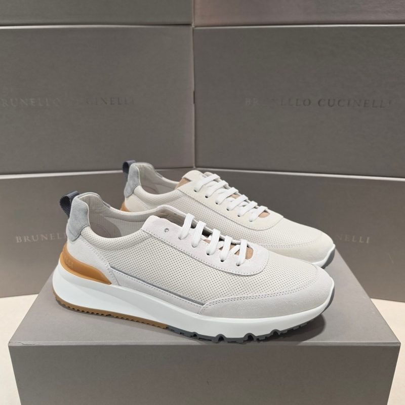 브루넬로 쿠치넬리 Sneakers / Perforated Leather Low Top Runner White