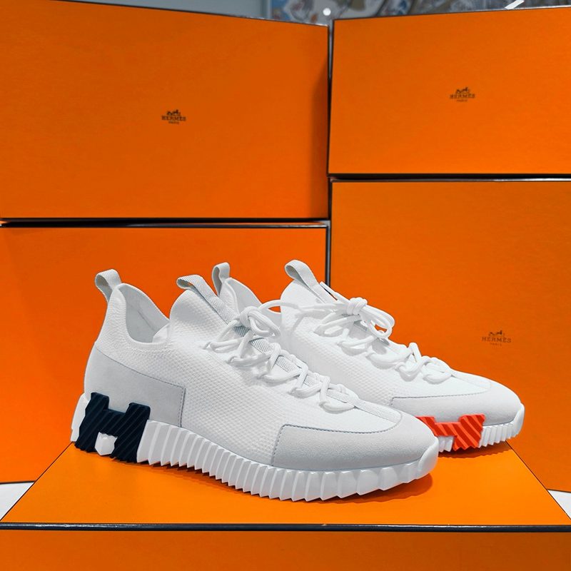 HERMES Sneakers / ๋ฆฌํํธ ์ฌํ์ดํธ H Black ์ค๋ ์ง