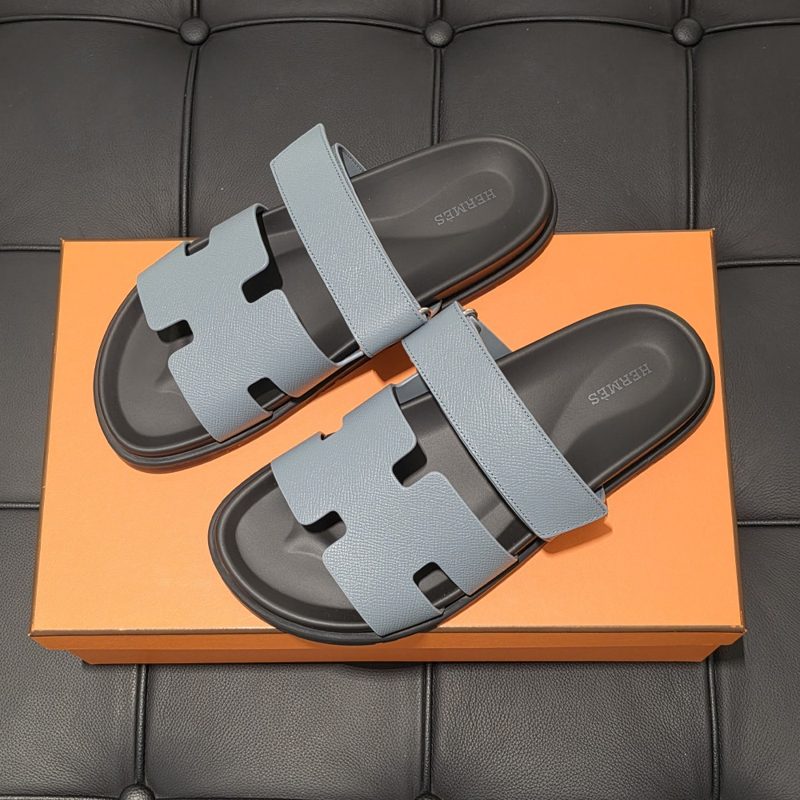 HERMES Sandals / ์ํ๋ ์ฑ์ก ๋ธ๋ฃจ ๋๋ค๋ฅด