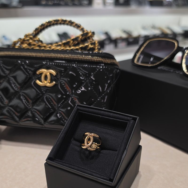 CHANEL