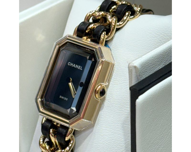 CHANEL