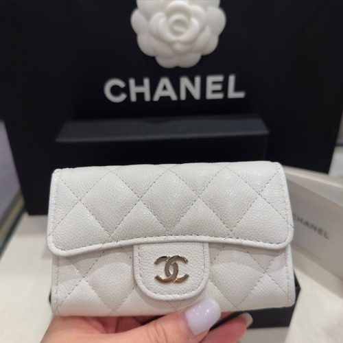 CHANEL Classic ๊ทธ๋ ์ธ๋ Calfskin White ์ดํ์ธ๊ณจ๋