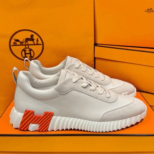 HERMES ๋ฐ์ด์ฑ Sneakers ๊ณ ํธ์คํจ White H ์ค๋ ์ง White Logo