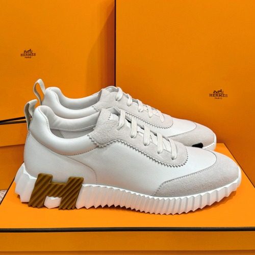 HERMES λ°μ΄μ± Sneakers κ³ νΈμ€ν¨ White H λΈλΌμ΄ Black Logo