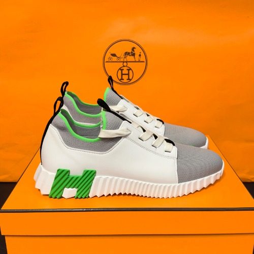 HERMES ๋ํํธ Sneakers White H ๊ทธ๋ฆฐ Logo