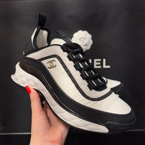 CHANEL λ―Ήμ€λ νμ΄λ² Fabric Suede Calfskin Gold-Tone CC Logo Sneakers Men'sμ©