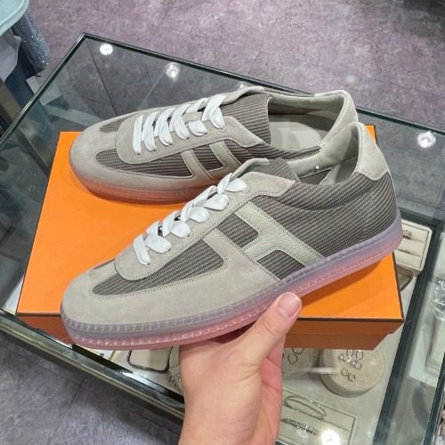 에르메스 부메랑 스니커즈 스웨이드 카프스킨 카키