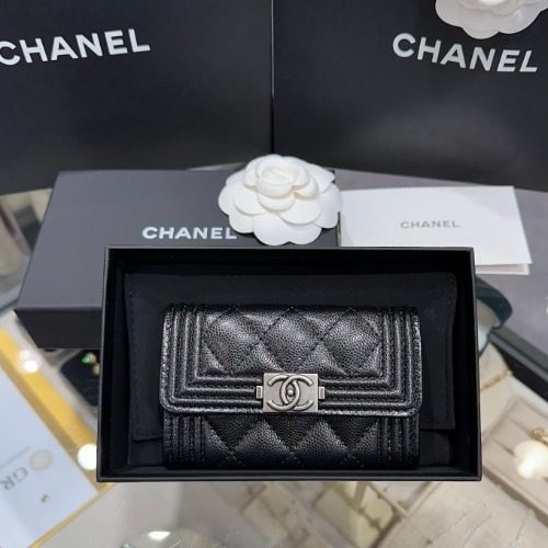 CHANEL 보이 Flap Card Wallet 그레인드 Calfskin 은장 Black