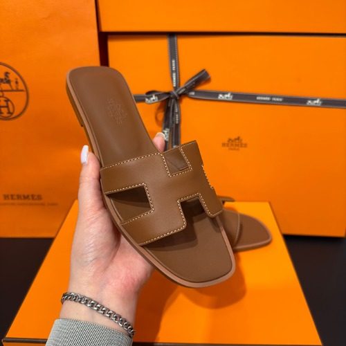HERMES 오란 Sandals Calfskin Gold 브라운