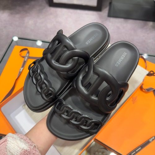 HERMES μμ€νΈλΌ Sandals λνμ€ν¨ Black