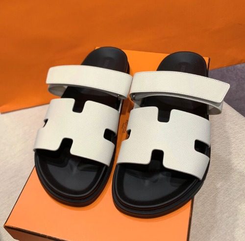 HERMES ์ํ๋ Sandals ์ฑ์ก ์์ด๋ณด๋ฆฌ