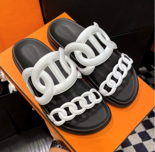 HERMES ์์คํธ๋ผ Sandals ๋ํ์คํจ White