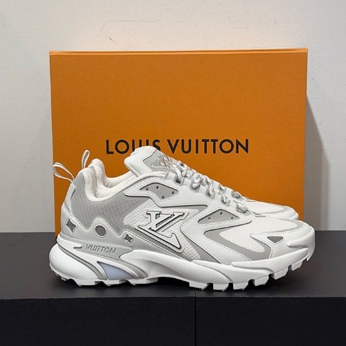 LOUIS VUITTON Runner Sneakers White 그레이