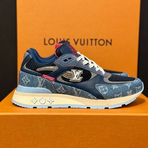 LOUIS VUITTON ๋ฐ์ด์จ์ด ๋ธ๋ฃจ Denim Sneakers