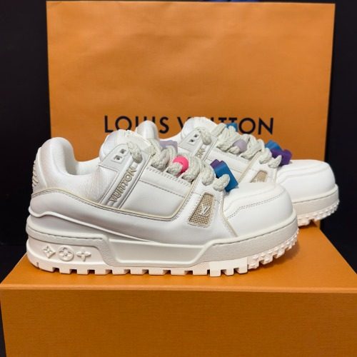 LOUIS VUITTON Maxi Trainer Sneakers