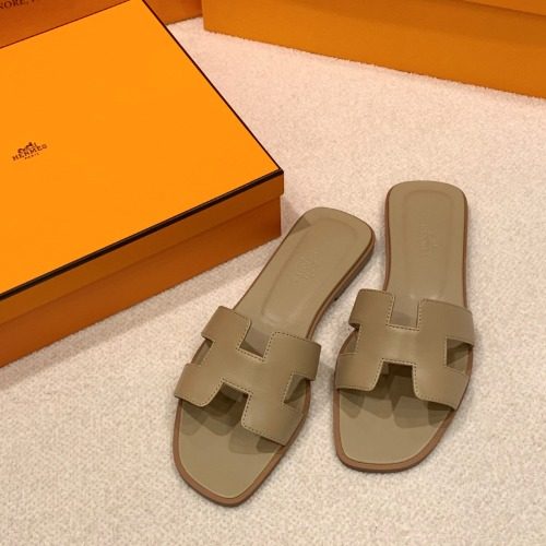 에르메스 오란 샌들 카프스킨 카키 베이지