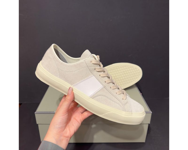 TOM FORD