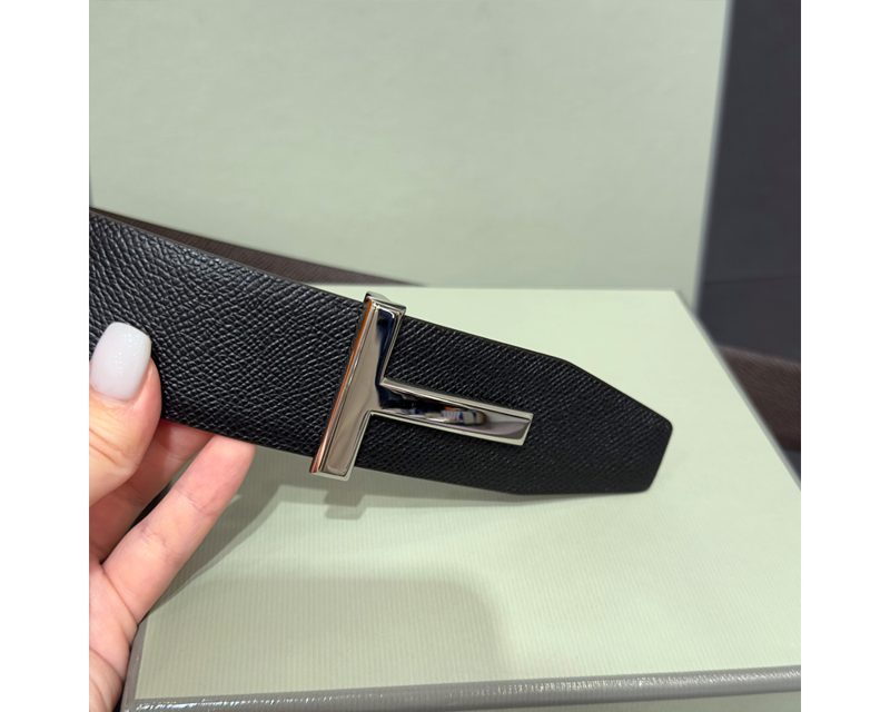 TOM FORD