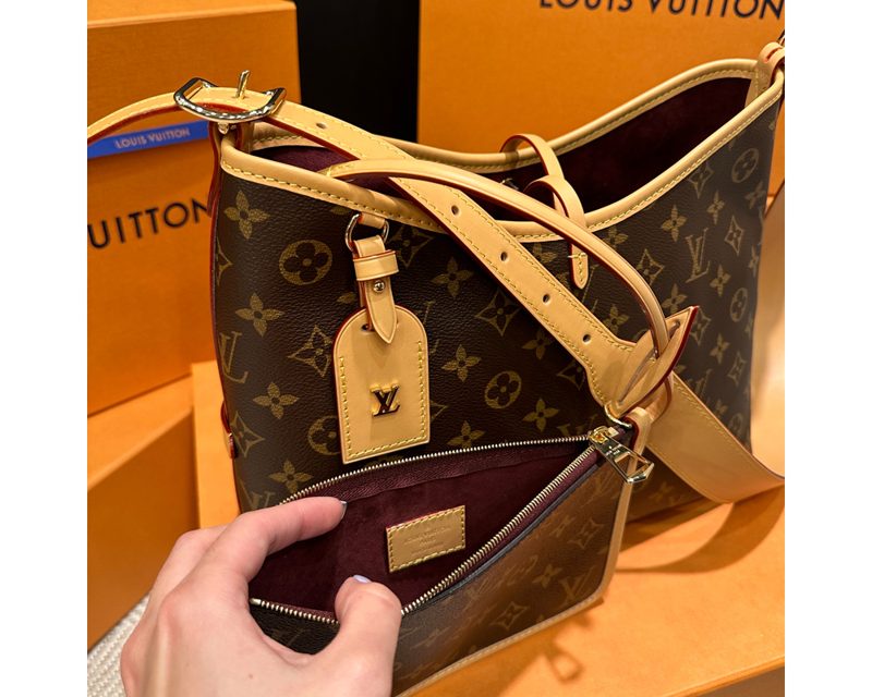 LOUIS VUITTON