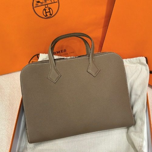 HERMES ๋น
ํ ๋ฆฌ์ Light ๋ธ๋ฆฌํ Case 35 ์ํ ํ