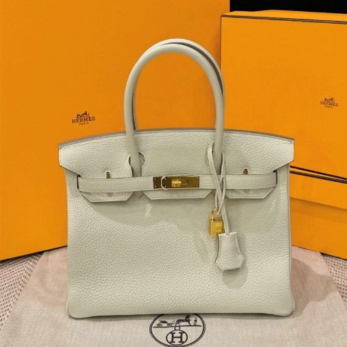 HERMES ๋ฒํจ 30 Bag ํ ๊ณ ์คํจ ๋จธ์ฌ๋ฃธ Color