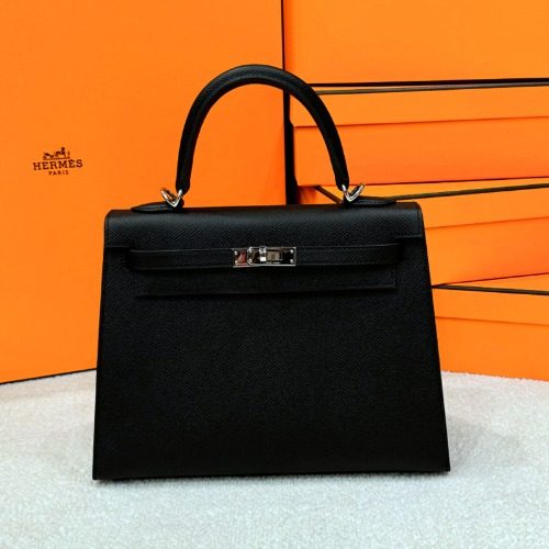HERMES ์ผ๋ฆฌ๋ฐฑ ์ฑ์ก ํ๋ผ๋ ํ๋์จ์ด Black 25