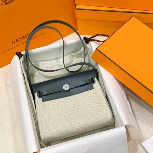 HERMES ์๋ฅด๋ฐฑ 20 Mini Military Canvas ์ฝ์ฐํ์ด๋ ํ๋ผ๋ ํ๋์จ์ด ๊ทธ๋ ์ด
