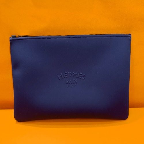 HERMES ๋ค์ค๋ฒ ์ธ Flat Case ๋ฐ์ Material ๋ธ๋ฃจ Clutch Medium