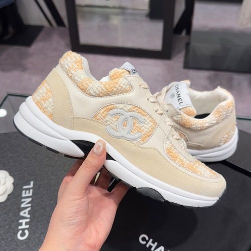 CHANEL 크루즈 Tweed Calfskin 베이지 오렌지 Sneakers