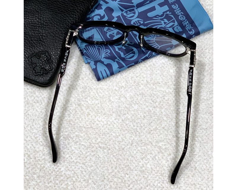 CHROME HEARTS