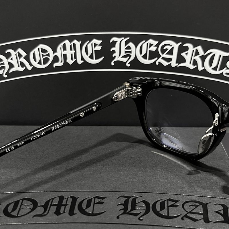 CHROME HEARTS