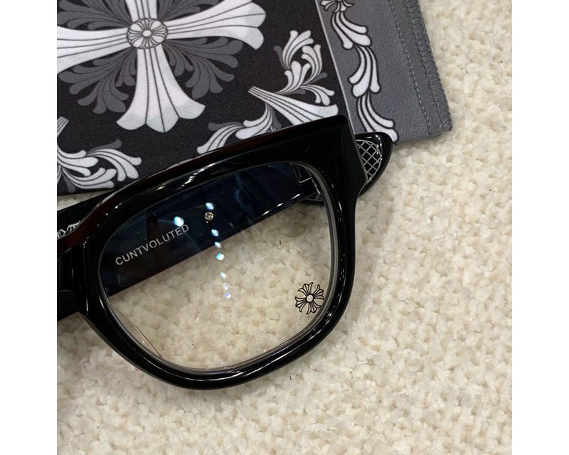 CHROME HEARTS