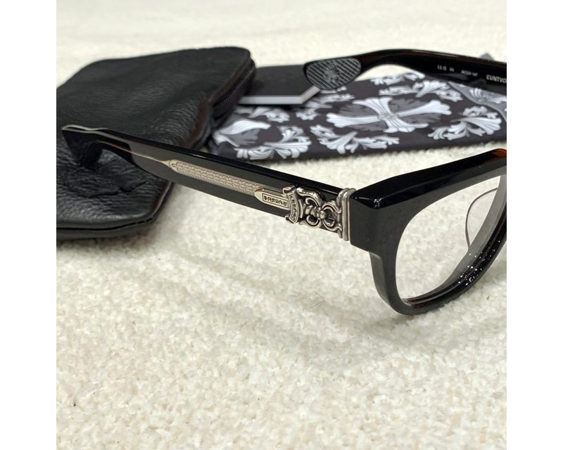 CHROME HEARTS