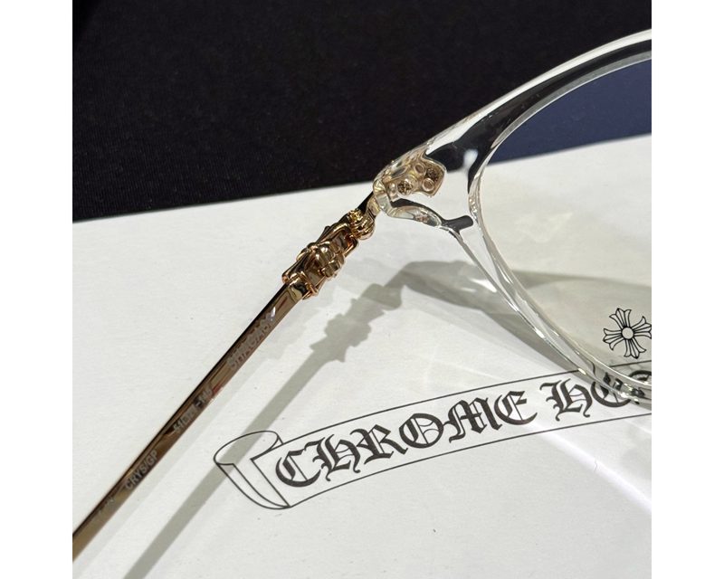 CHROME HEARTS