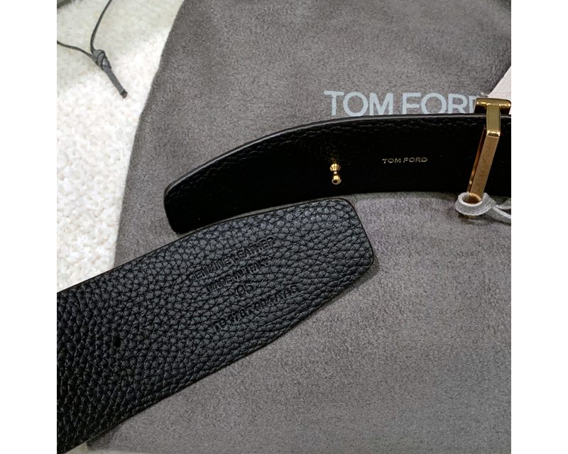 TOM FORD