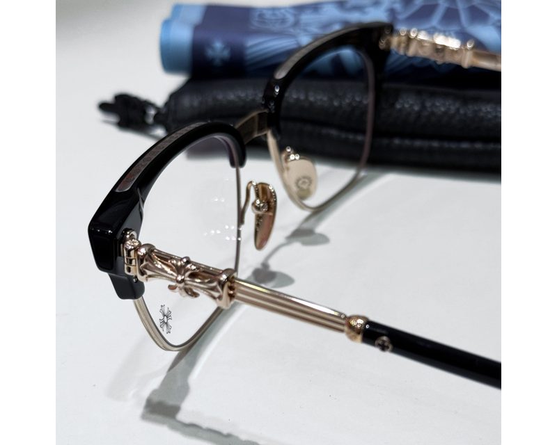 CHROME HEARTS