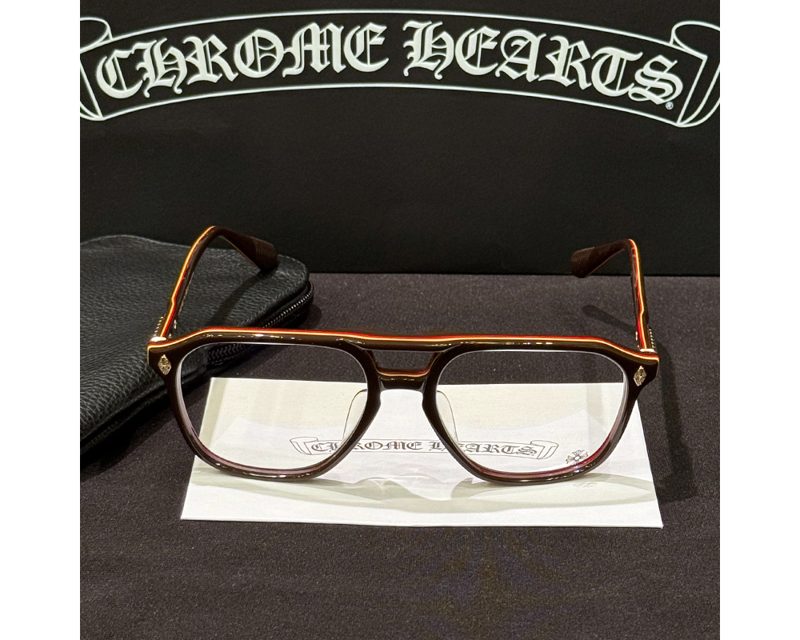 CHROME HEARTS