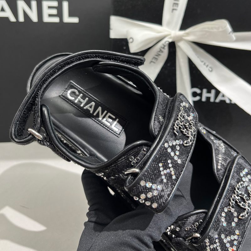 CHANEL