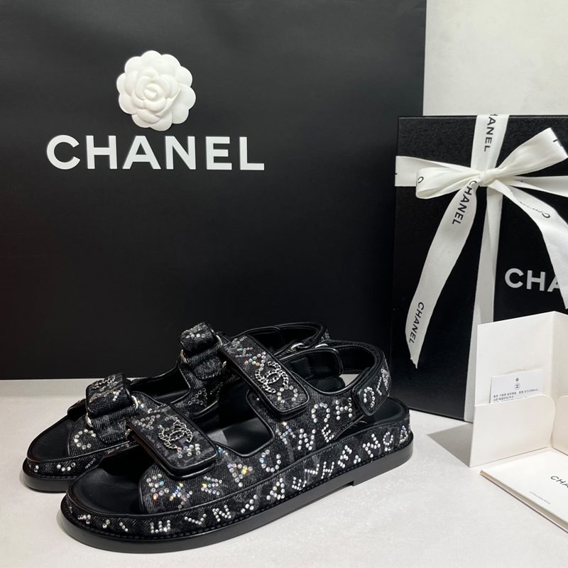 CHANEL